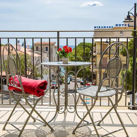 Casa Dafne, In Centro, A Due Passi Dal Mare, A/c 公寓 *
