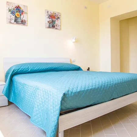 Casa Dafne, In Centro, A Due Passi Dal Mare, A/c *